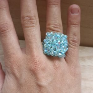 BAGUE CARREE 9 FLEURS C TAILLE 58 BLEUE