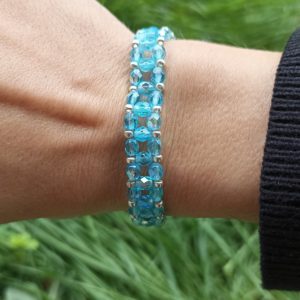 BRACELET FACETTES ET ROCAILLES BLEU 11