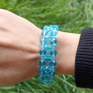 BRACELET FACETTES ET ROCAILLES BIS BLEU F