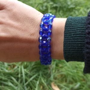 BRACELET FACETTES ET ROCAILLES BIS BLEU C