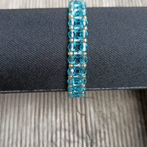 BRACELET FACETTES ET ROCAILLES BLEU 11