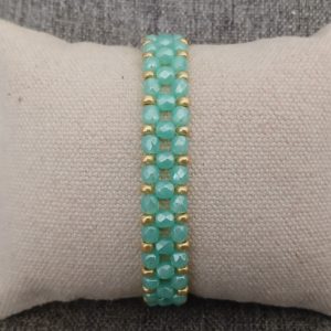 BRACELET AIMANTE FACETTES ET ROCAILLES VERT REF 3